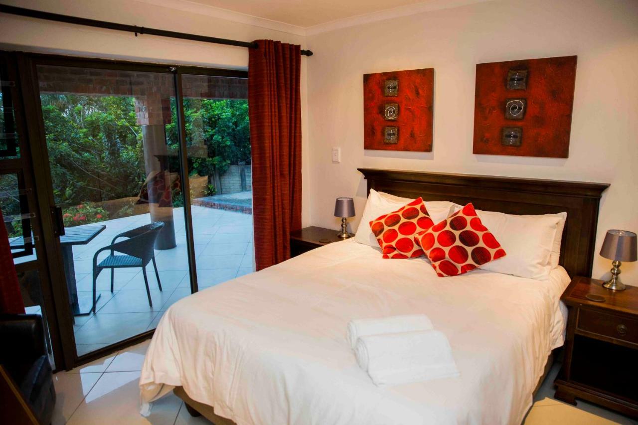 Palmwood Guesthouse Amanzimtoti Exterior foto